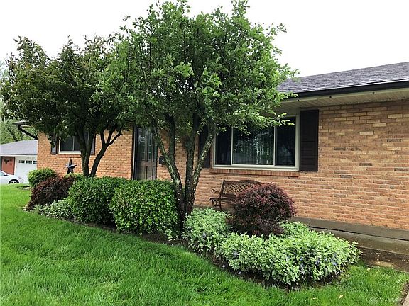 2nd image of 6113 Crest Oak Pl