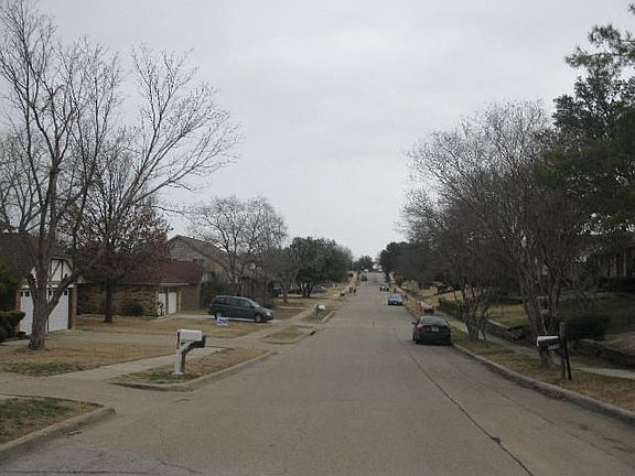 4th image of 1700 Saint James Dr