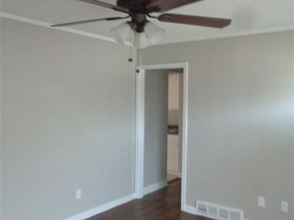 2nd image of 4393 E Mallory Ave