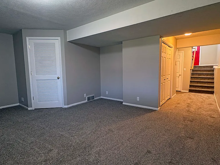 5197 N 144th Ct — Photo 24
