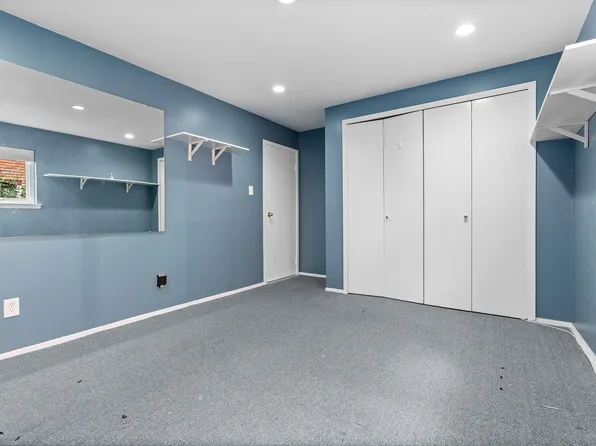 8506 Narrows Avenue image 31 of 45