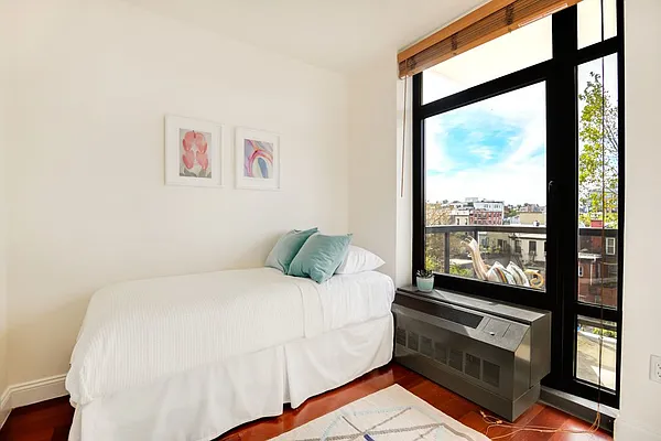 Sold by Compass | media 9