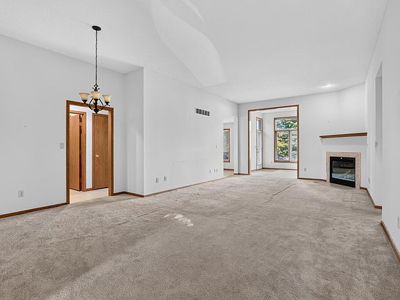 5th image of 5216 Gemstone Ln NW