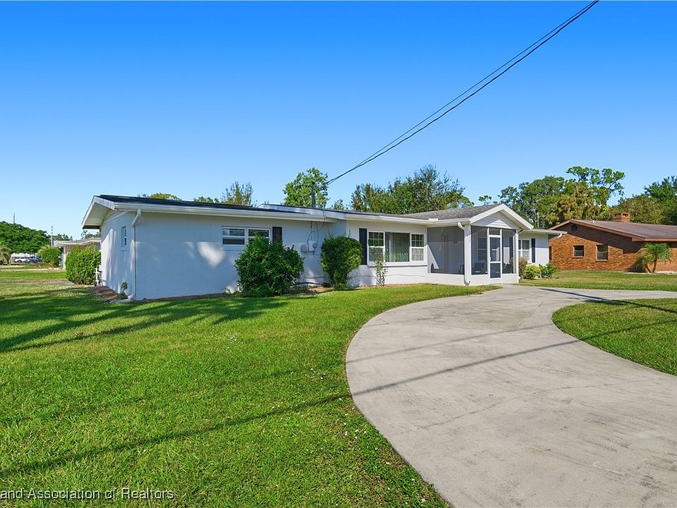 1st image of 3510 Lakeview Dr