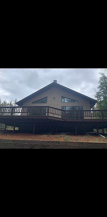 1st image of 658 E River Dr