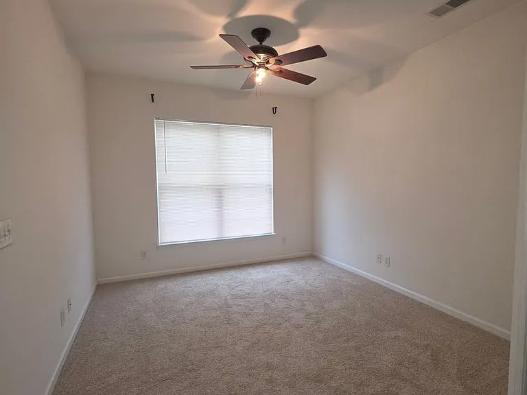 151C Chenoa Dr — Photo 3