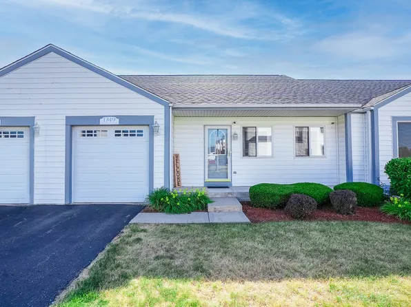 1749 Waters Edge Dr #2, Minooka, IL 60447