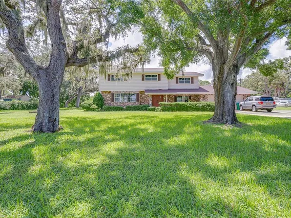 6625 Burning Tree Dr, Seminole, FL 33777