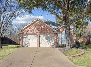3801 Fairfax Dr, Bedford, TX 76021