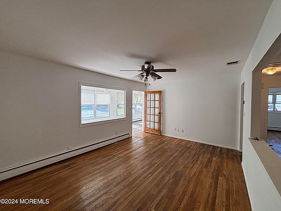 4th image of 8 Cypress Street #B