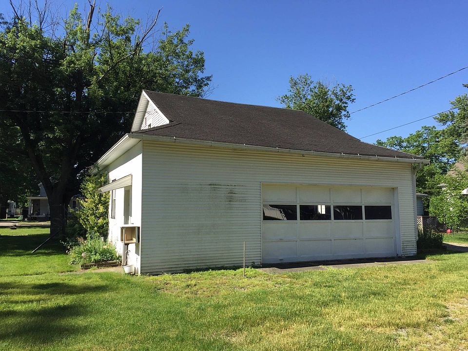 2nd image of 308 N Rosenberger St