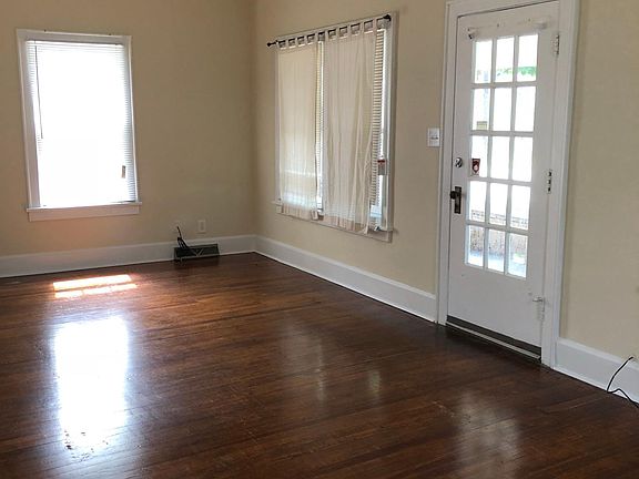 2nd image of 1107 Catalpa Dr