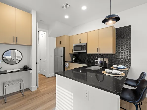 212 W Euclid Ave #1, Tampa, FL 33602
