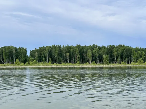 810 Bailey St, Stratton, NE 69043