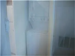 2 bed, 2.0 bath, 925 sqft, $1,320 — Photo 3