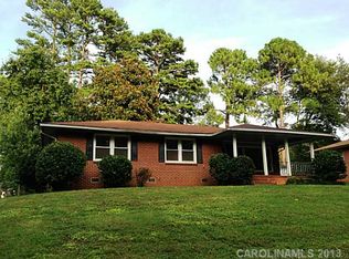 3327 Barfield Dr, Charlotte, NC 28217