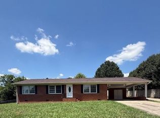 5590 Merle Dr, Trinity, NC 27370