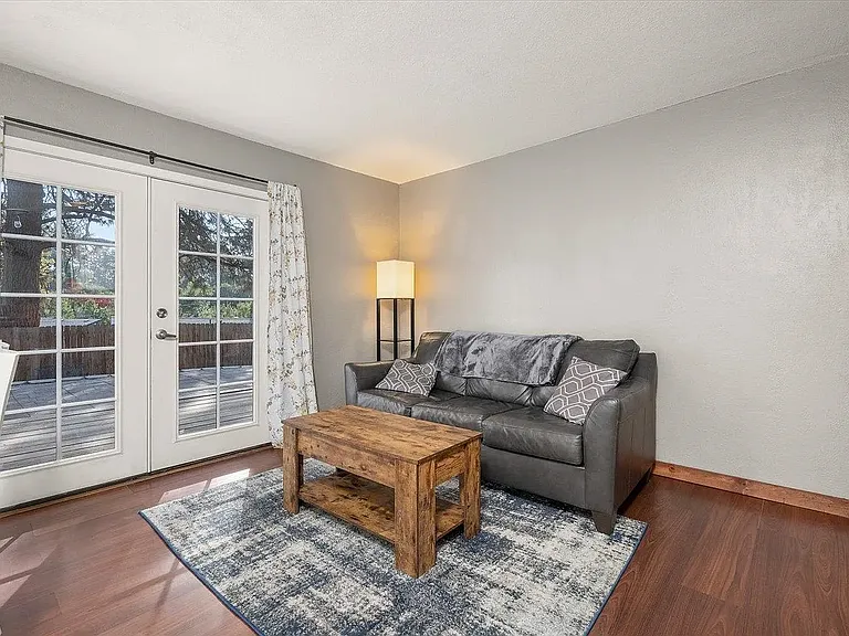 3231 W Trinity Cir — Photo 6