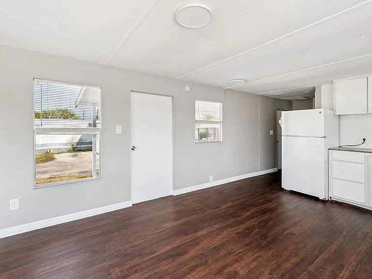 2854 Lake Alfred Rd #6 — Photo 6