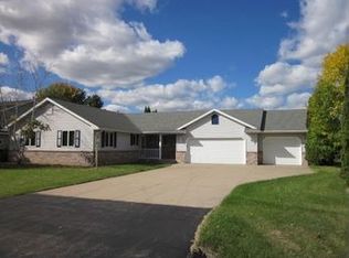 W2636 Mapleridge Ct, Appleton, WI 54915