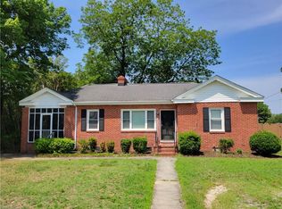 101 Red Point Dr, Smithfield, VA 23430