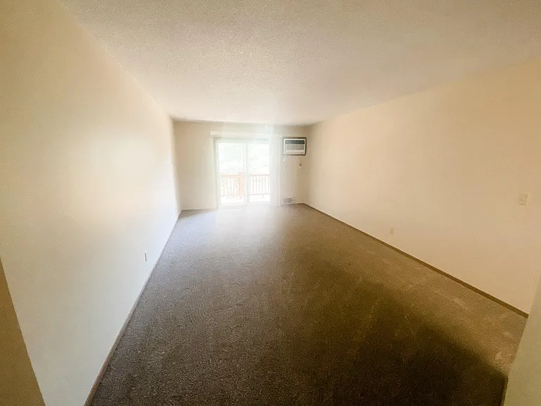 Heritage Apartments — Photo 16