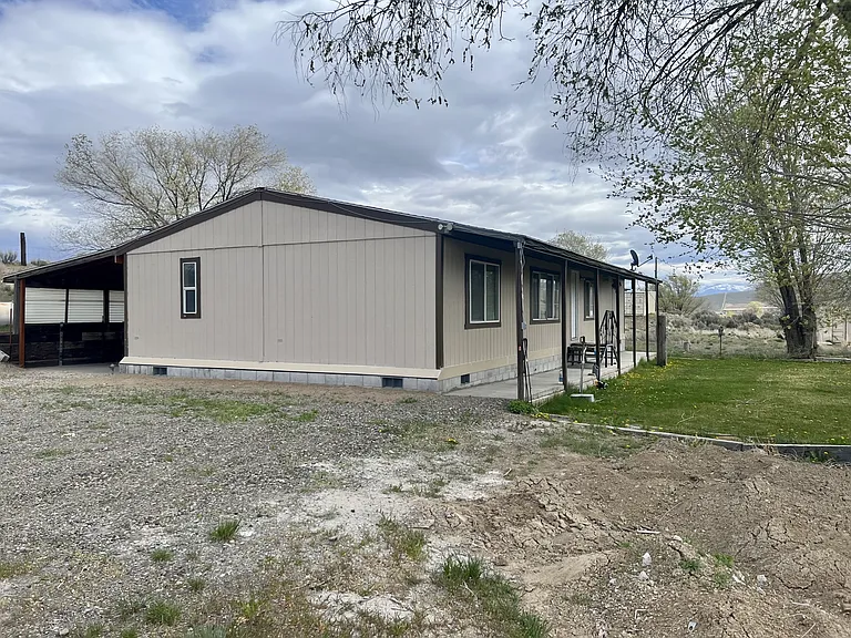 5296 Comanche Ave — Photo 3