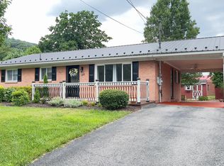 208 Allendale Ave, Lavale, MD 21502