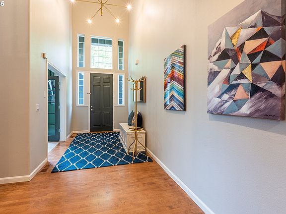 Entrance/Foyer>