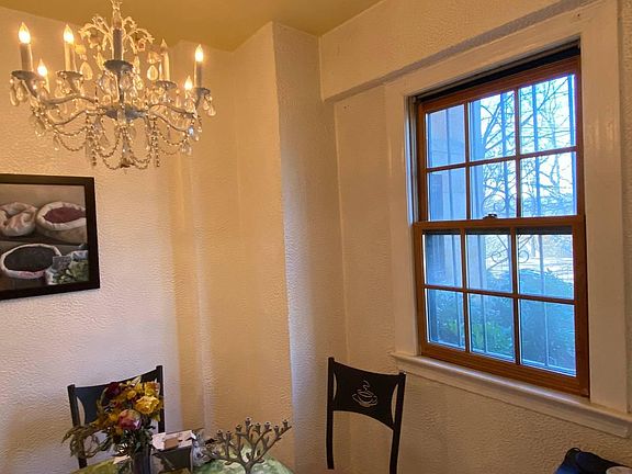 Dining Room/ Office
