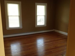 114 Nooks Hill Rd, Cromwell, CT 06416