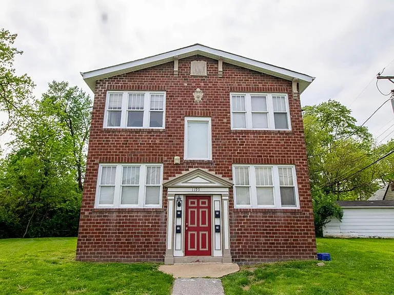 1195 Belrue Ave — Photo 1