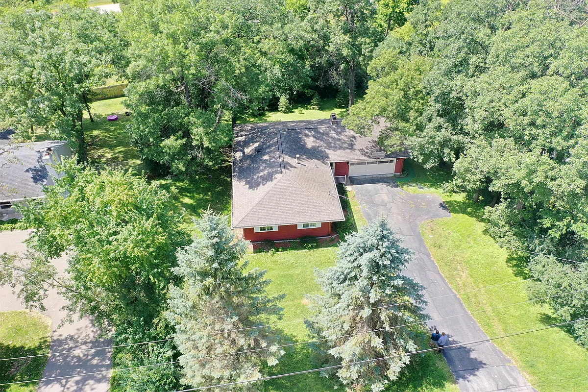 Building Photo - 2011 Edgewood Ct SW