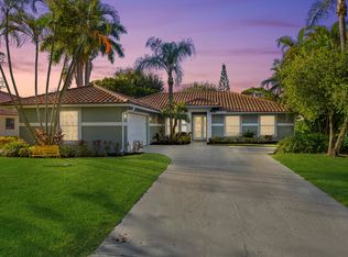 4 Glengary Rd, Palm Beach Gardens, FL 33418