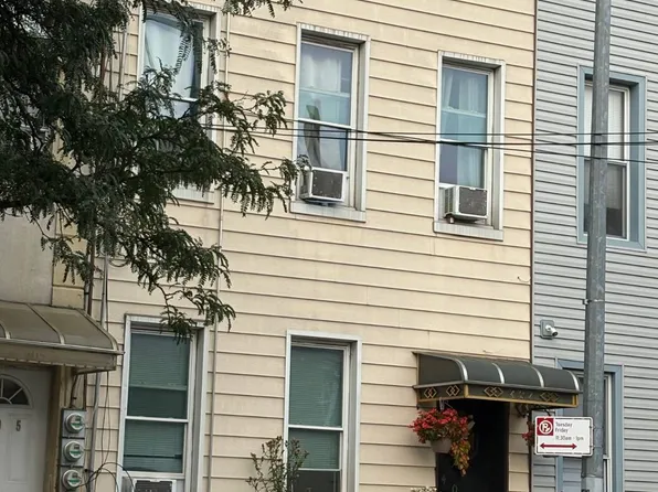 407 Fairview Ave, Flushing, NY 11385