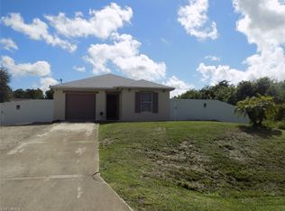 6002 Paula Ave N, Lehigh Acres, FL 33971