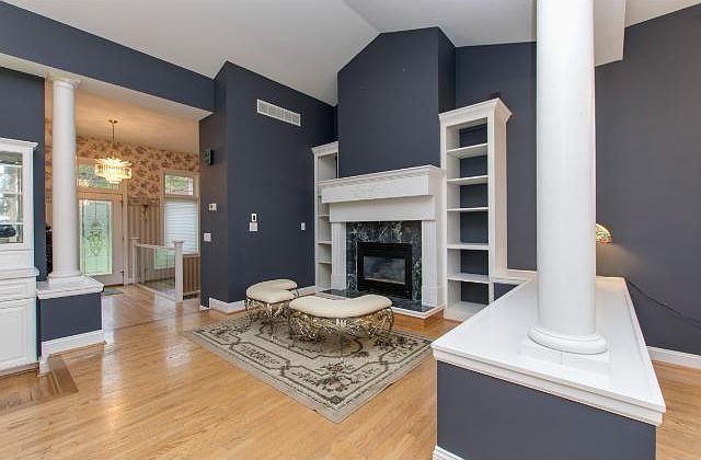 Gorgeous built-ins!