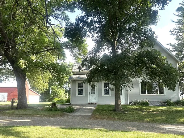 5010 20th St SW, Montevideo, MN 56265