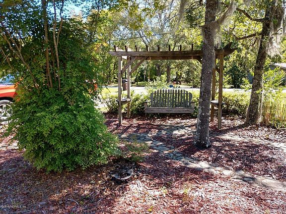 3rd image of 2872 Tansy Ave