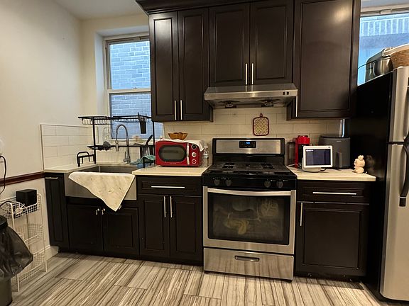 3rd image of 730 Sansom St #205