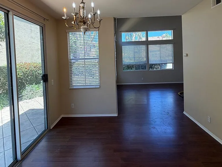 57 Del Ventura — Photo 6