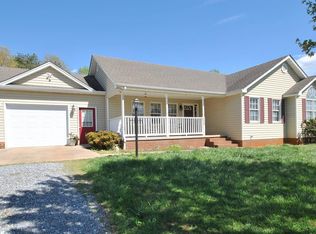 3668 White Rd, Forest, VA 24551