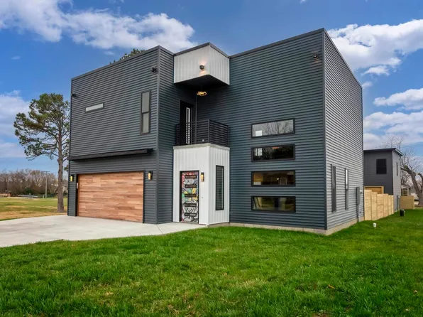 200 S Monroe St, Marion, IL 62959