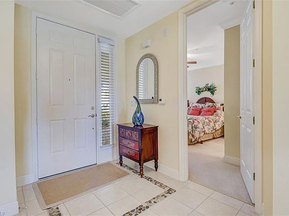 3rd image of 5965 Tarpon Gardens Cir APT 102