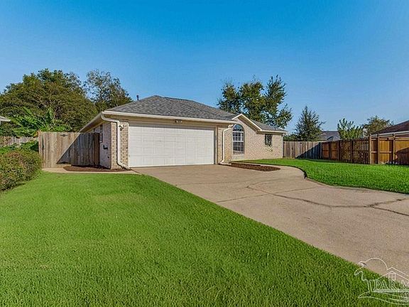 2nd image of 315 Rosebay Way