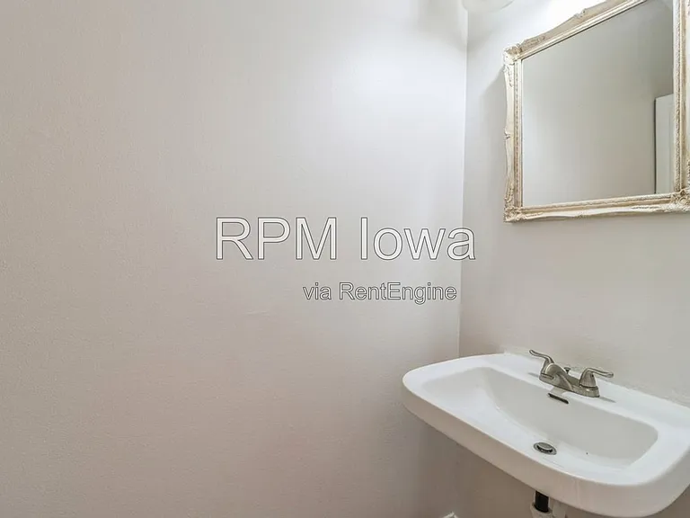 13585 Summit Dr — Photo 15