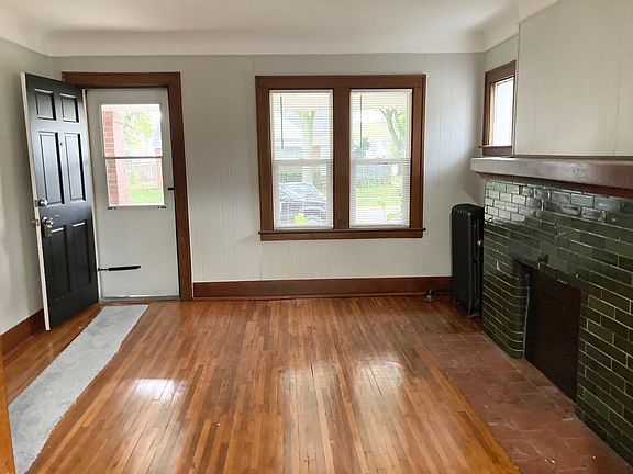 2nd image of 505 E Saratoga St #1