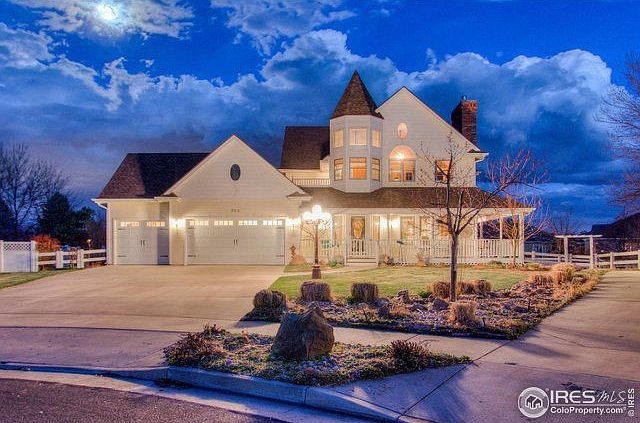 1st image of 303 Teal Ct
