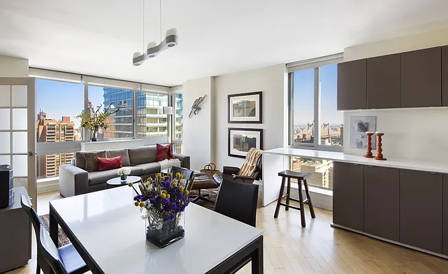 Rented by Compass | media 23