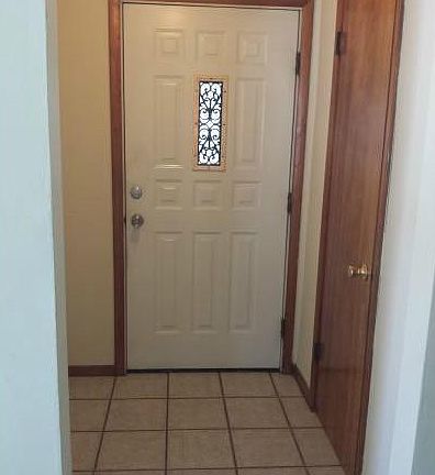 3rd image of 3926 East Ave